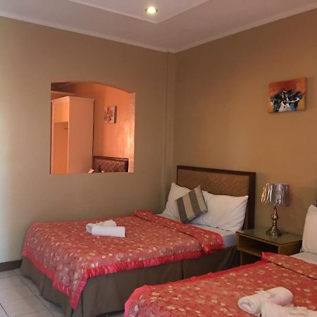 Casa Felipa Hotel Laoag Eksteriør billede